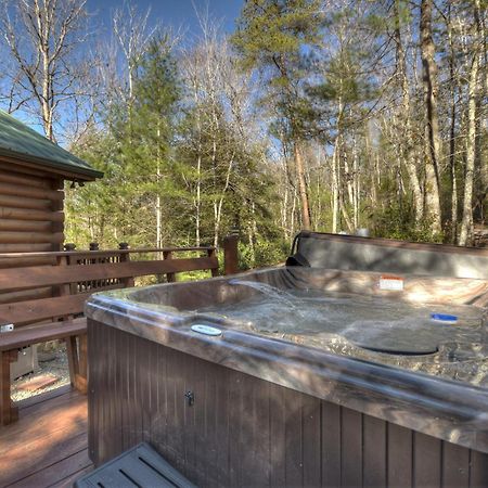 Knotty Pines Pet-Friendly Gas Fireplace Plus A Firepit Cherry Log 외부 사진