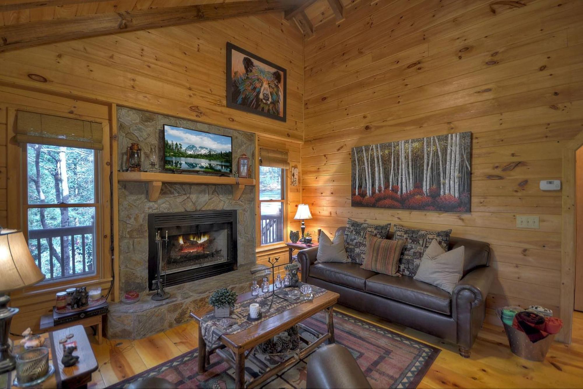Knotty Pines Pet-Friendly Gas Fireplace Plus A Firepit Cherry Log 외부 사진