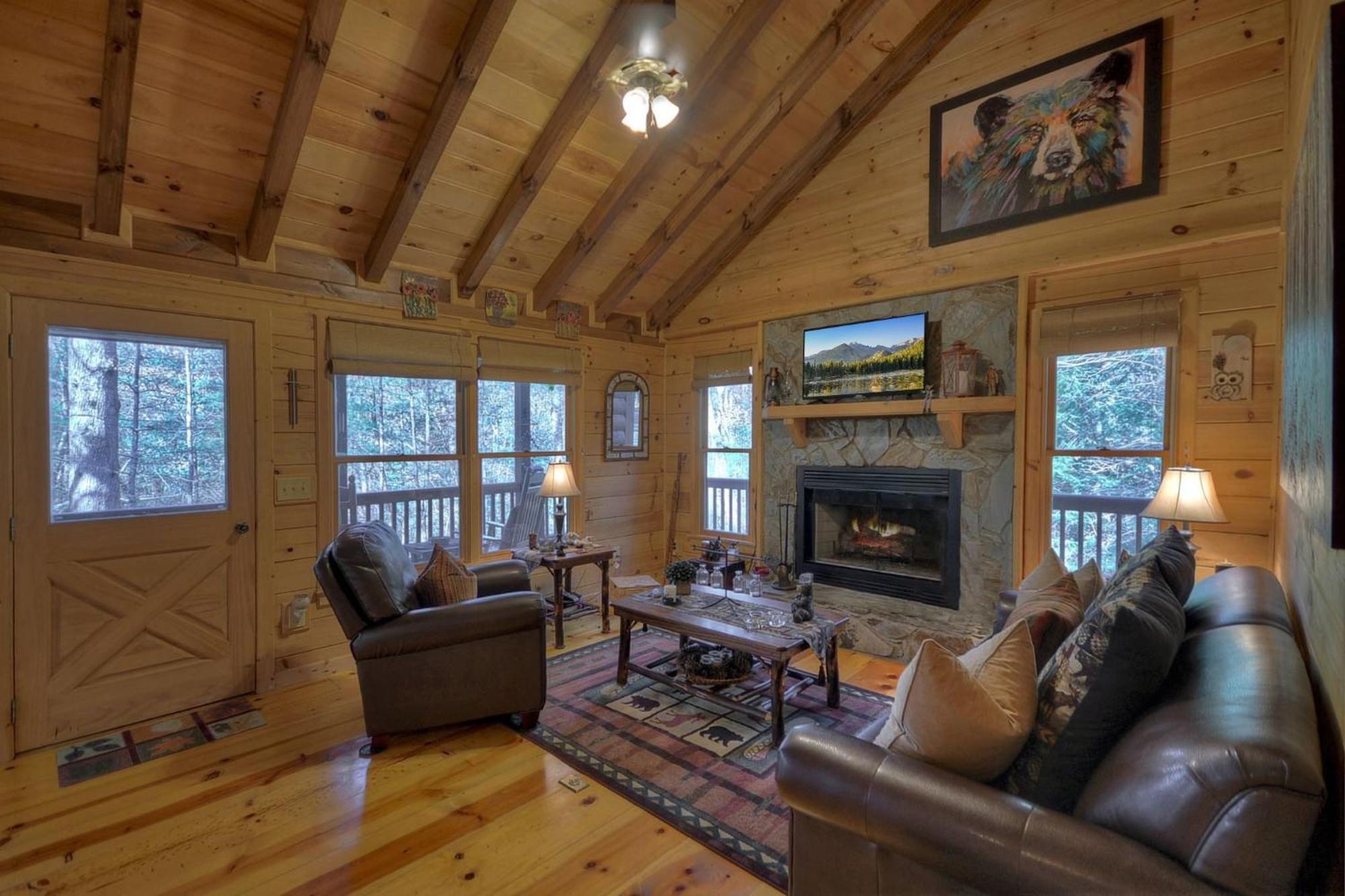 Knotty Pines Pet-Friendly Gas Fireplace Plus A Firepit Cherry Log 외부 사진