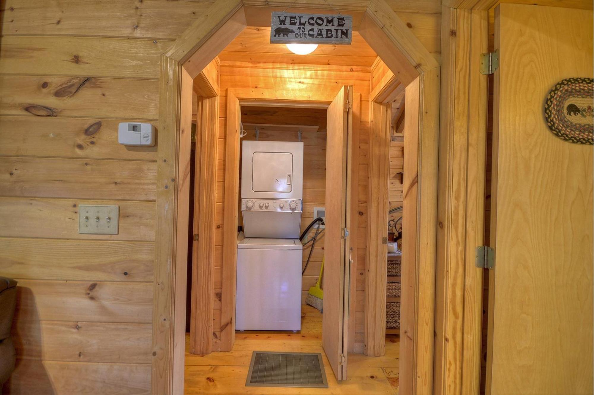 Knotty Pines Pet-Friendly Gas Fireplace Plus A Firepit Cherry Log 외부 사진