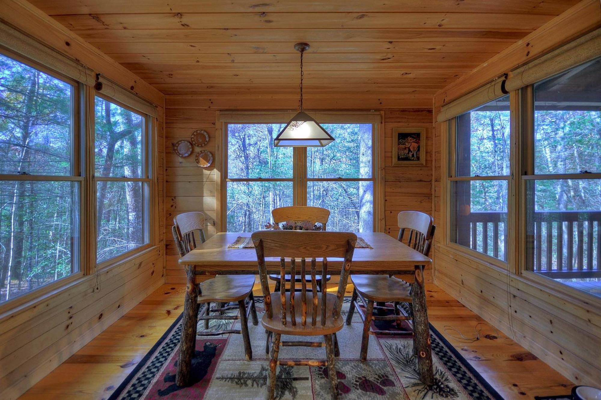 Knotty Pines Pet-Friendly Gas Fireplace Plus A Firepit Cherry Log 외부 사진